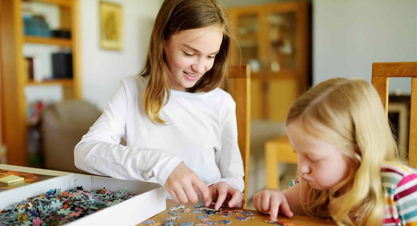 چگونه پازل و بازیهای فکری را متناسب با سن و توانایی کودک انتخاب کنیم؟